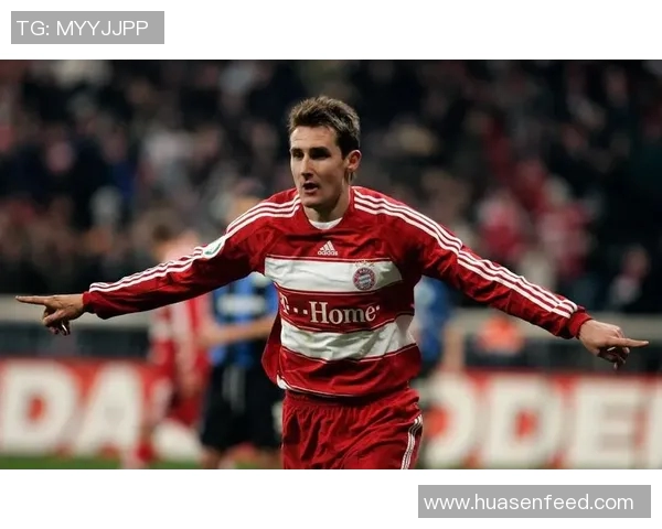 全球十大足球豪门球星盘点 探秘足坛传奇人物的风采与成就